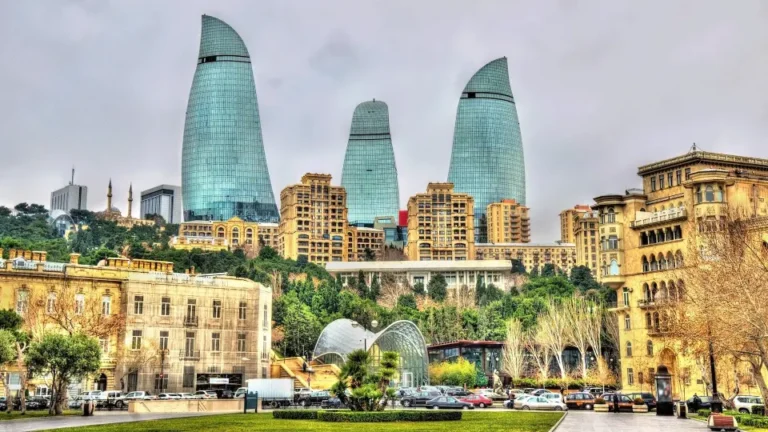 Azerbaijan اذربيجان: معلومات عامة