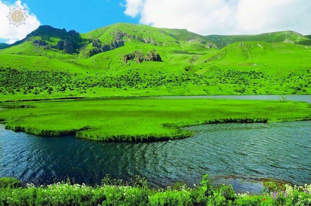 بحيرة باتابات Lake Batabat